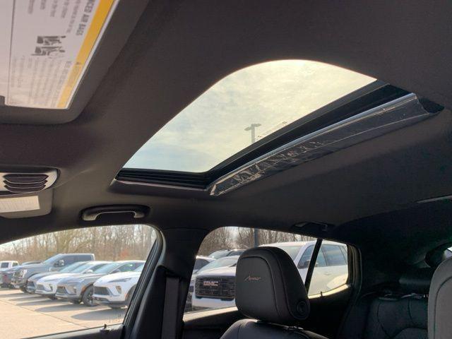 new 2025 Buick Envista car, priced at $31,485