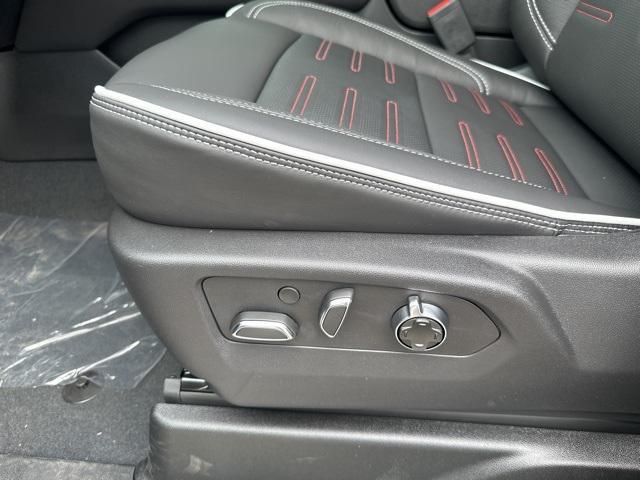 new 2025 GMC Yukon XL car, priced at $106,315