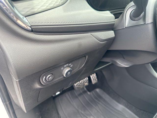 new 2025 Buick Encore GX car, priced at $29,925