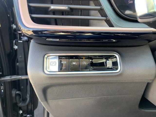 new 2025 Buick Envision car, priced at $40,890