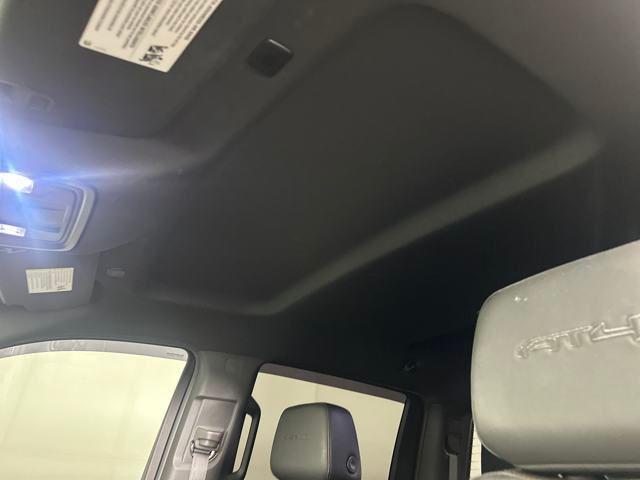 used 2022 GMC Sierra 1500 car, priced at $44,500