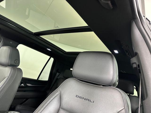 used 2021 GMC Yukon car, priced at $48,200