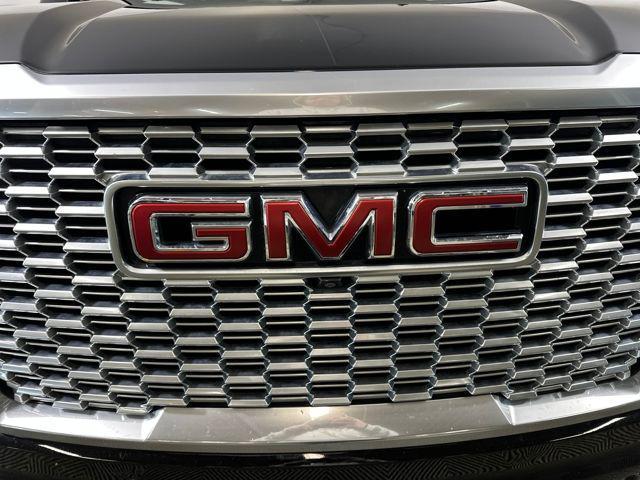 used 2021 GMC Yukon car, priced at $48,200