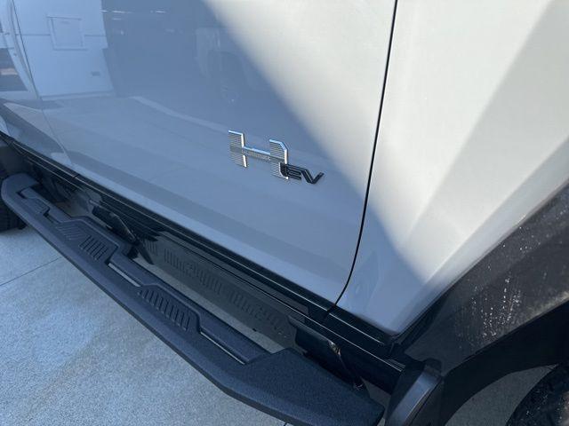 new 2025 GMC HUMMER EV SUV car, priced at $92,095