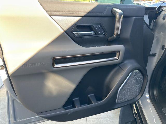 new 2025 GMC HUMMER EV SUV car, priced at $92,095