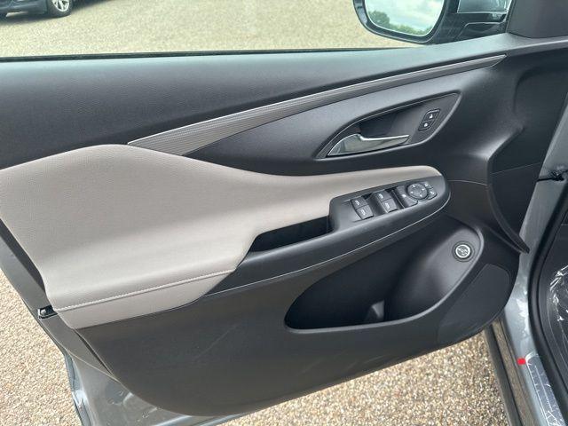 new 2025 Buick Envista car, priced at $31,860