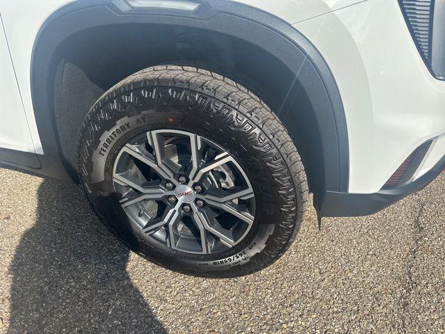 new 2025 GMC Acadia car, priced at $50,895