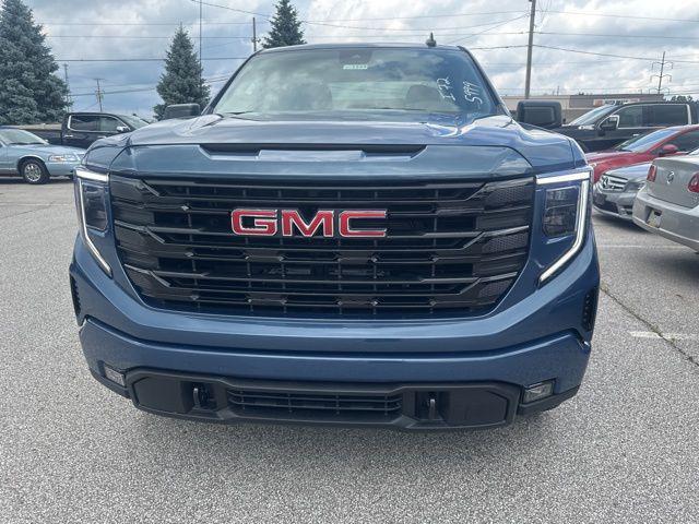 new 2025 GMC Sierra 1500 car, priced at $42,270