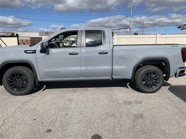 new 2025 GMC Sierra 1500 car, priced at $44,705