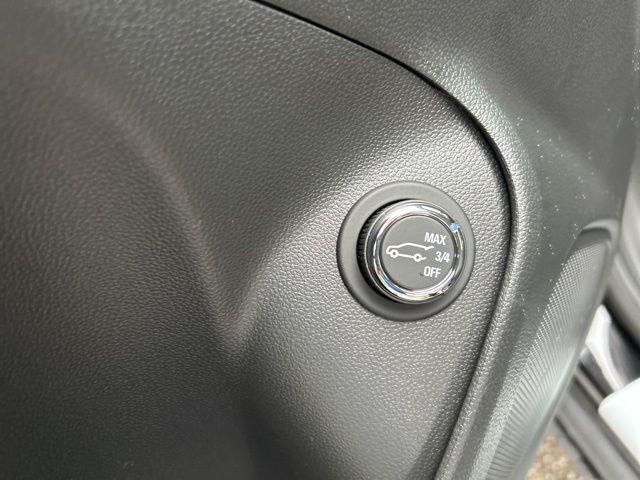 new 2025 Buick Encore GX car, priced at $27,285