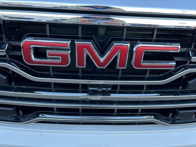 new 2025 GMC Sierra 1500 car, priced at $56,775