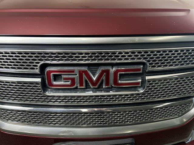 used 2015 GMC Acadia car, priced at $9,900