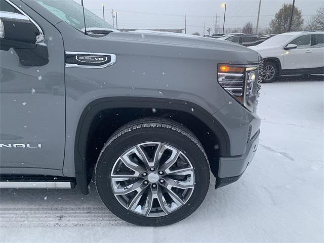 new 2025 GMC Sierra 1500 car, priced at $68,255