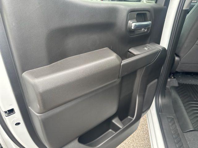 new 2025 GMC Sierra 1500 car, priced at $47,990