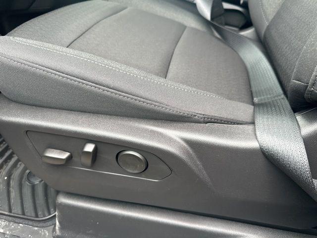 new 2025 GMC Sierra 1500 car, priced at $47,990