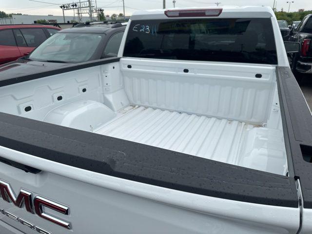 new 2025 GMC Sierra 1500 car, priced at $47,990