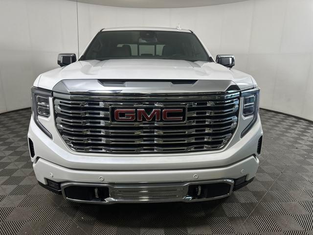 used 2022 GMC Sierra 1500 car, priced at $49,900