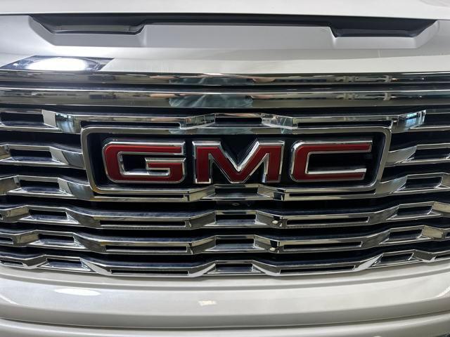 used 2022 GMC Sierra 1500 car, priced at $49,900