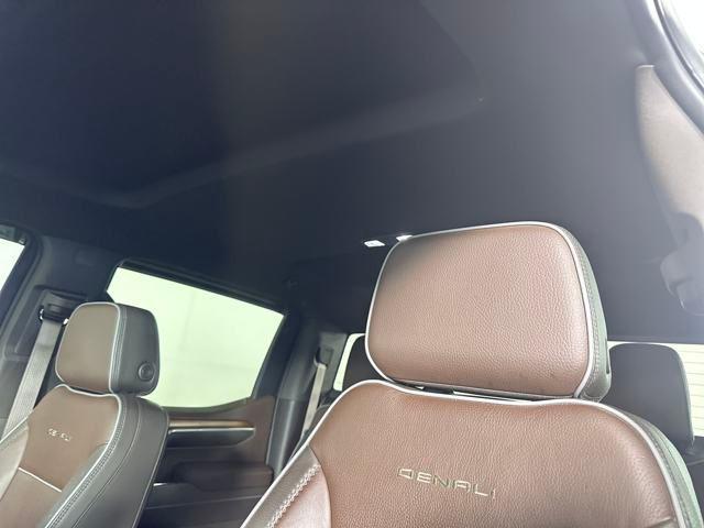 used 2022 GMC Sierra 1500 car, priced at $49,900