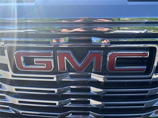 new 2024 GMC Sierra 1500 car, priced at $73,705