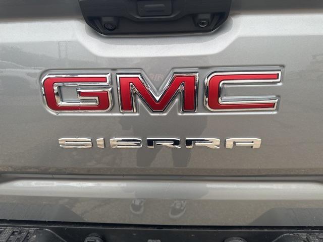 new 2025 GMC Sierra 1500 car, priced at $33,820