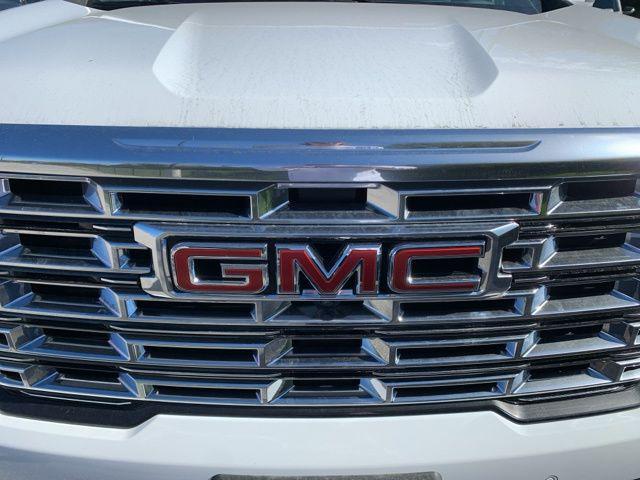 new 2025 GMC Acadia car, priced at $54,085