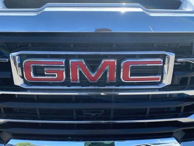 new 2025 GMC Sierra 2500 car, priced at $70,115