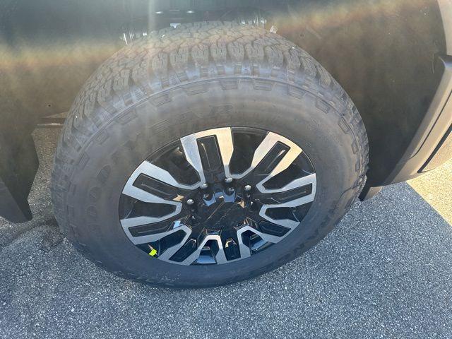 new 2026 GMC Sierra 2500 car, priced at $90,280