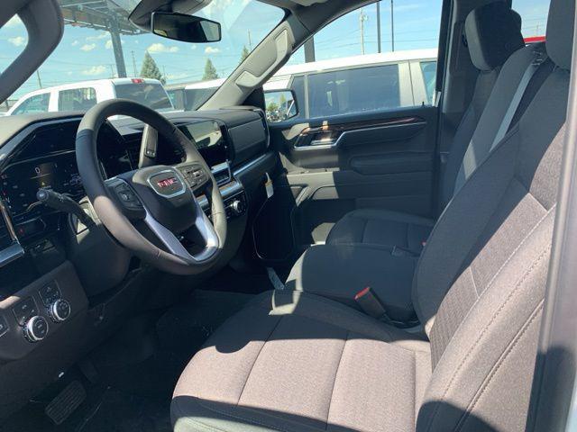 new 2025 GMC Sierra 1500 car, priced at $44,295