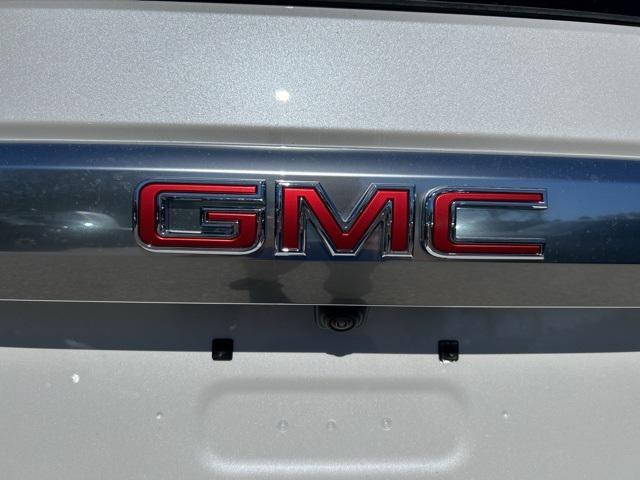 new 2024 GMC Yukon XL car, priced at $83,885