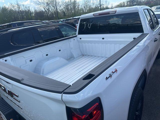 new 2025 GMC Sierra 1500 car, priced at $40,815