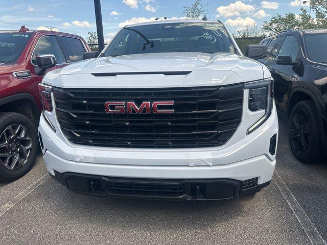 new 2025 GMC Sierra 1500 car, priced at $40,815
