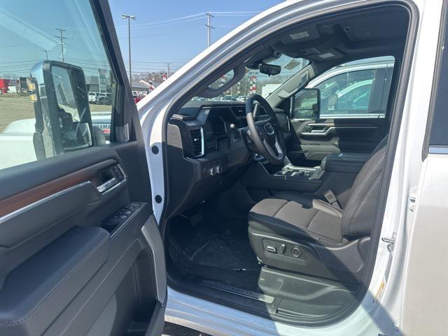 new 2024 GMC Sierra 2500 car, priced at $79,590