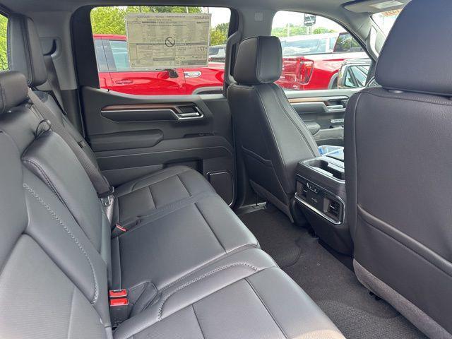 new 2025 GMC Sierra 1500 car, priced at $69,900