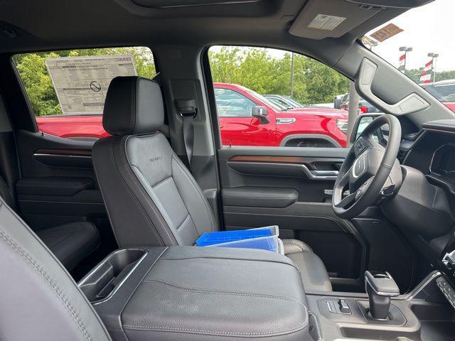 new 2025 GMC Sierra 1500 car, priced at $69,900