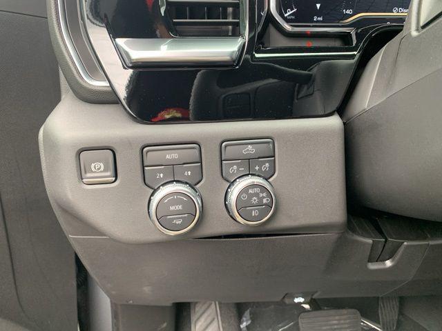 new 2025 GMC Sierra 1500 car, priced at $49,090