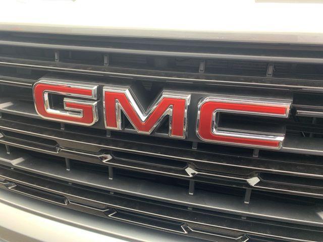 new 2025 GMC Sierra 1500 car, priced at $49,090