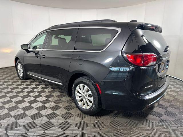 used 2017 Chrysler Pacifica car, priced at $9,500