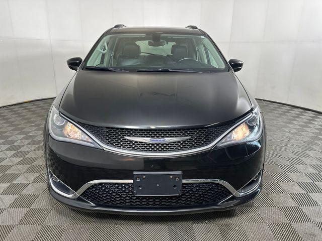 used 2017 Chrysler Pacifica car, priced at $9,500