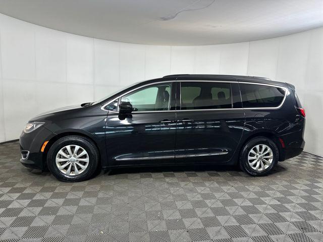 used 2017 Chrysler Pacifica car, priced at $9,500