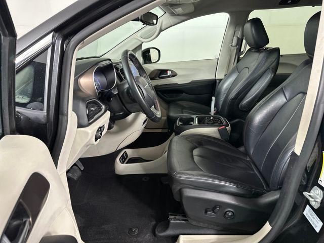 used 2017 Chrysler Pacifica car, priced at $9,500