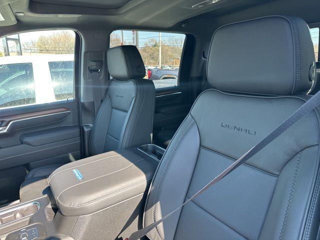 new 2025 GMC Sierra 2500 car, priced at $82,585