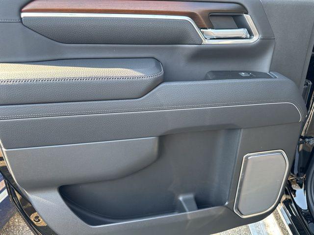 new 2025 GMC Sierra 2500 car, priced at $82,585
