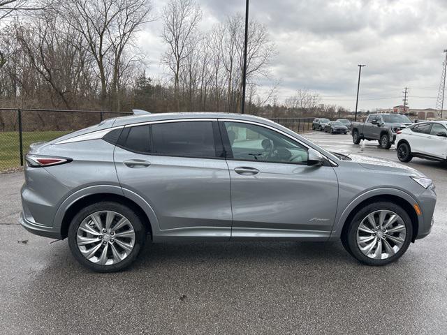 new 2025 Buick Envista car, priced at $31,285