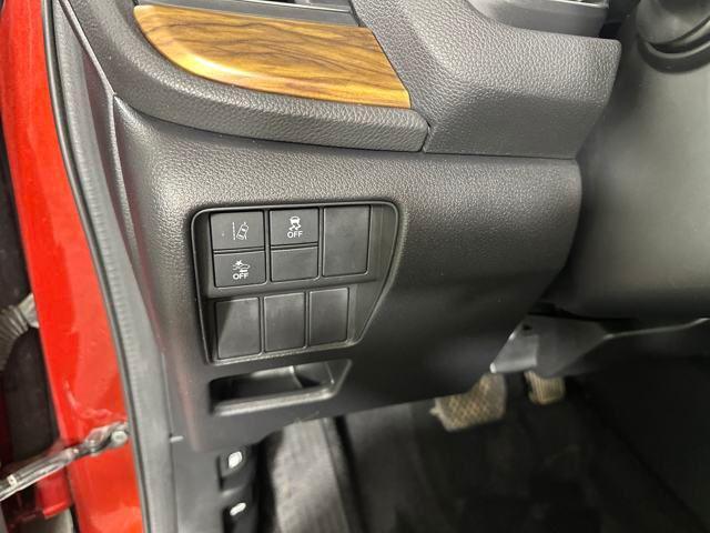 used 2018 Honda CR-V car, priced at $15,400