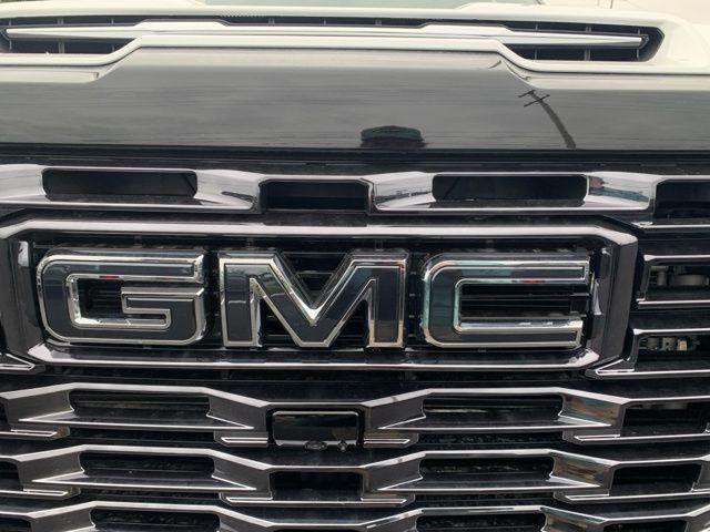 new 2025 GMC Sierra 2500 car, priced at $94,035