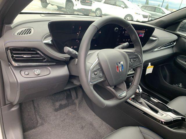 new 2025 Buick Envista car, priced at $28,780