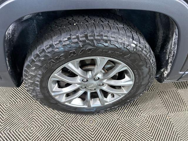 used 2019 Jeep Cherokee car, priced at $14,500