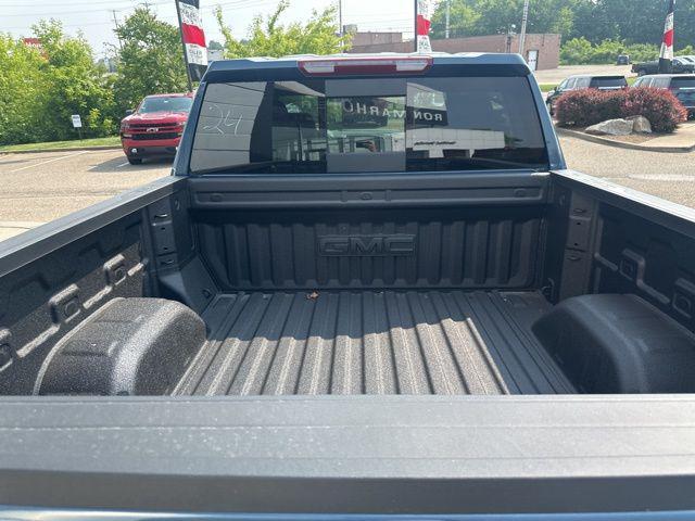 new 2025 GMC Sierra 1500 car, priced at $58,380