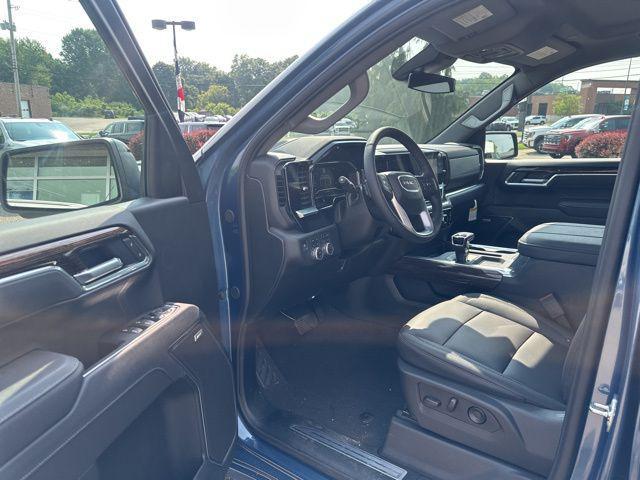 new 2025 GMC Sierra 1500 car, priced at $58,380